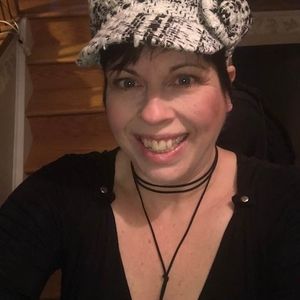 Meet your Posher, Rachelle